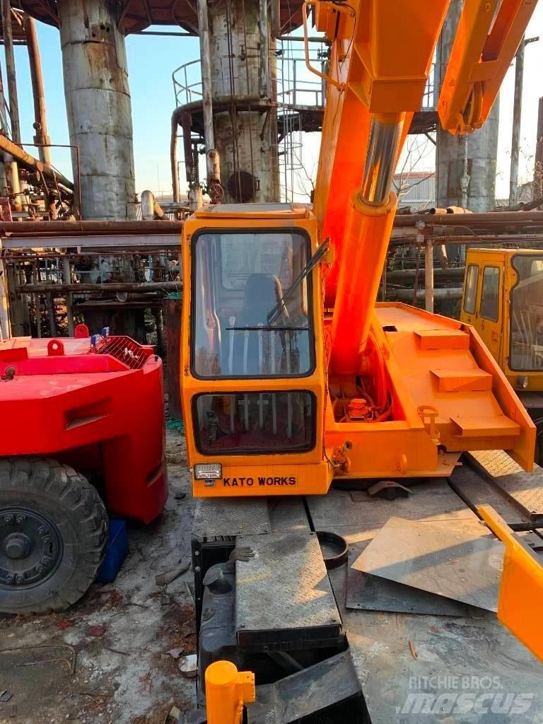 Kato NK 250 E Grúas todo terreno