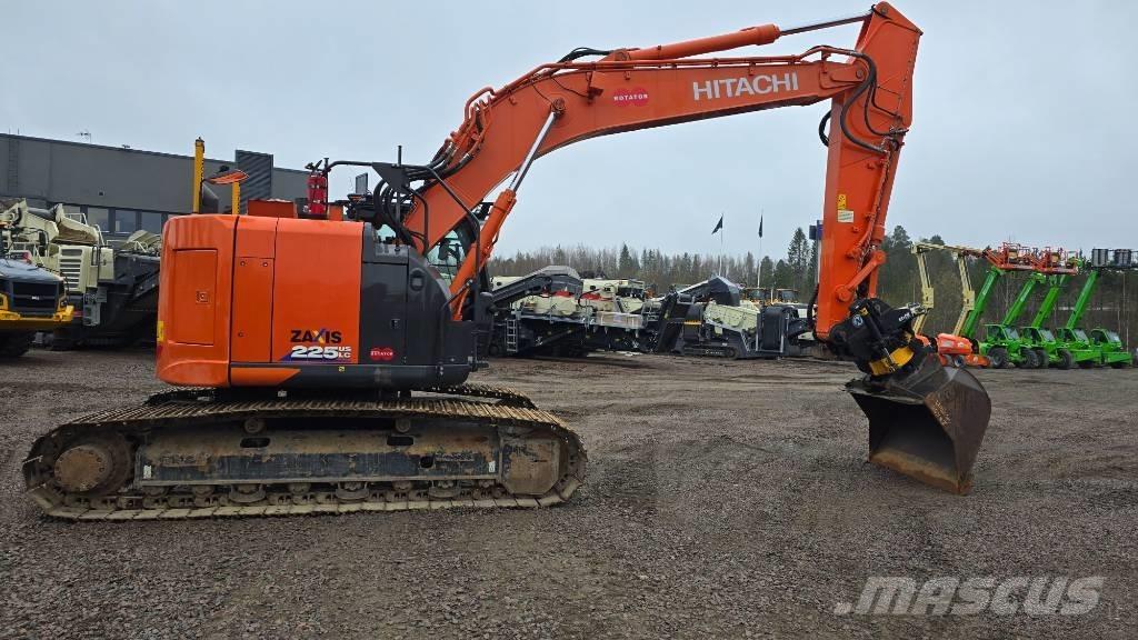 Hitachi ZX 225USLC-6 Excavadoras de cadenas