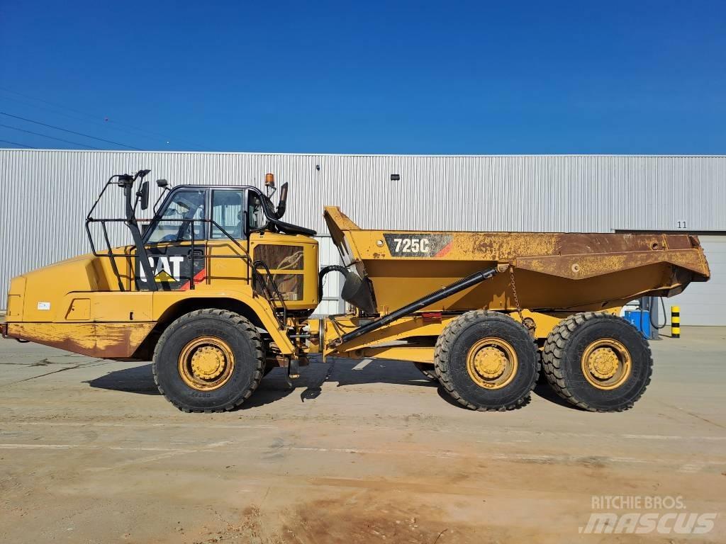 CAT 725C2 Dúmpers articulados