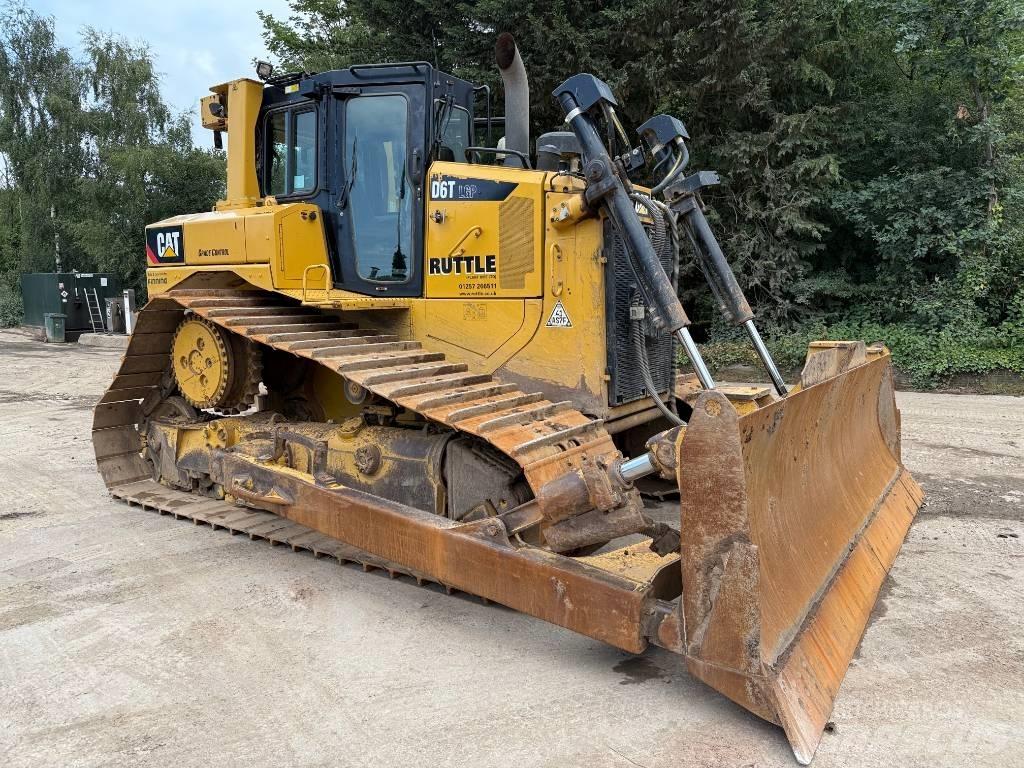 CAT D 6 T LGP Buldozer sobre oruga
