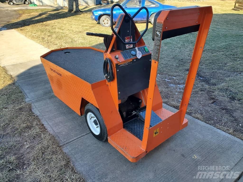 Taylor-Dunn SC100 Cabeza tractora