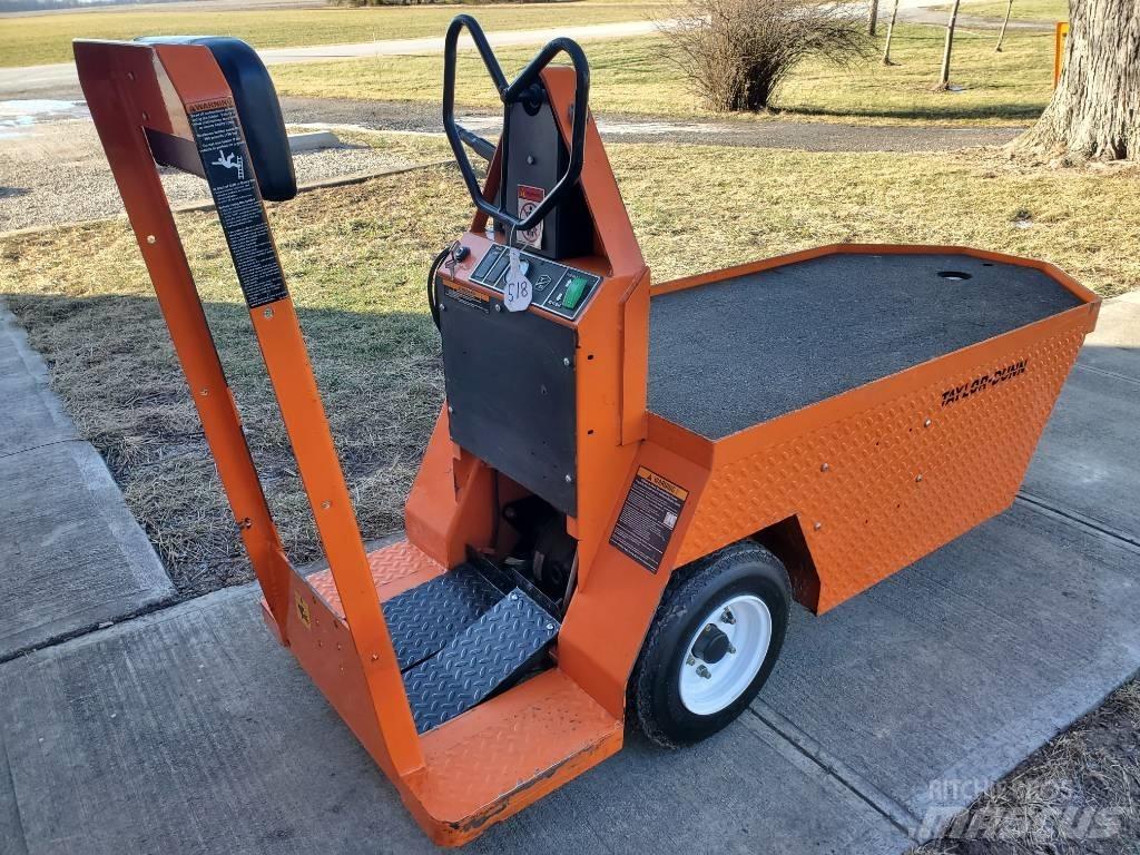 Taylor-Dunn SC100 Cabeza tractora