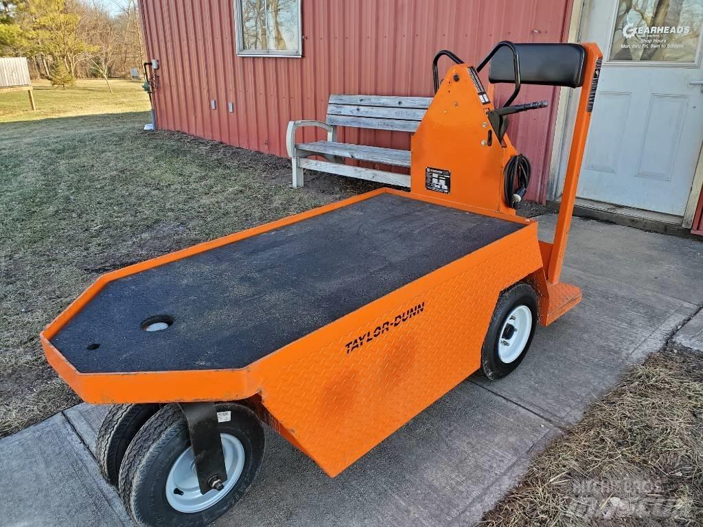 Taylor-Dunn SC100 Cabeza tractora