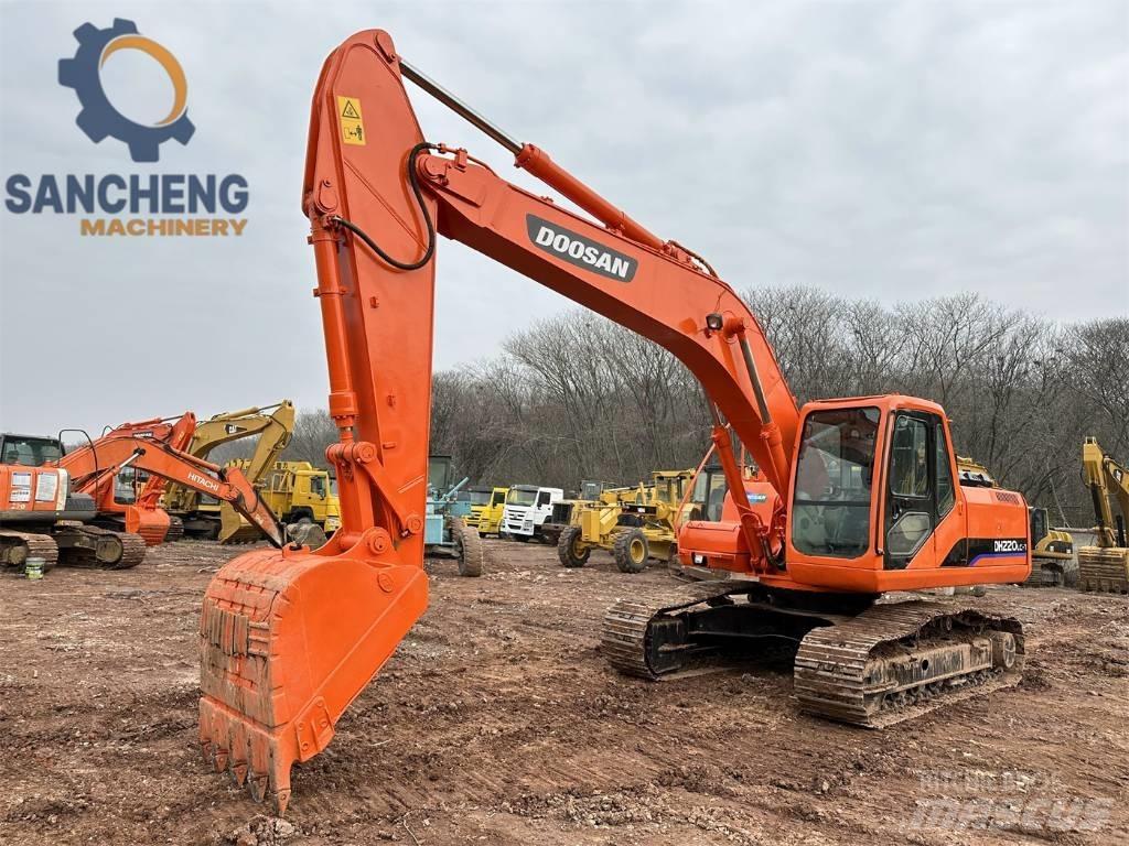 Doosan DH 220 Excavadoras de cadenas