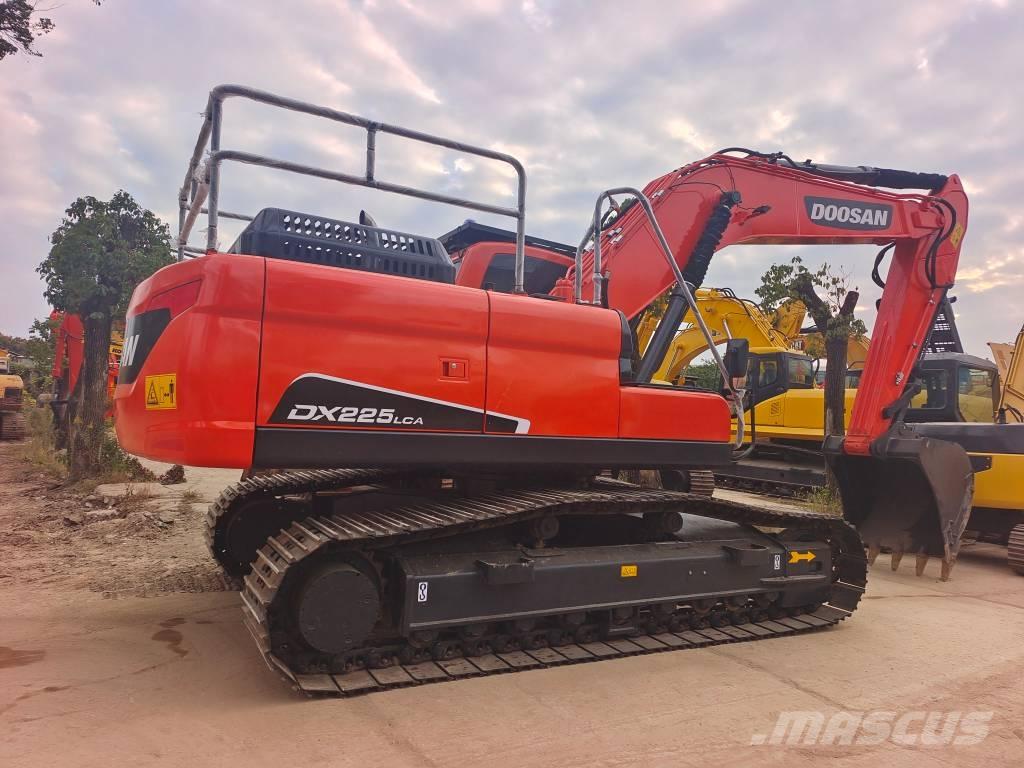 Doosan DX 225 LC -9C Excavadoras de cadenas