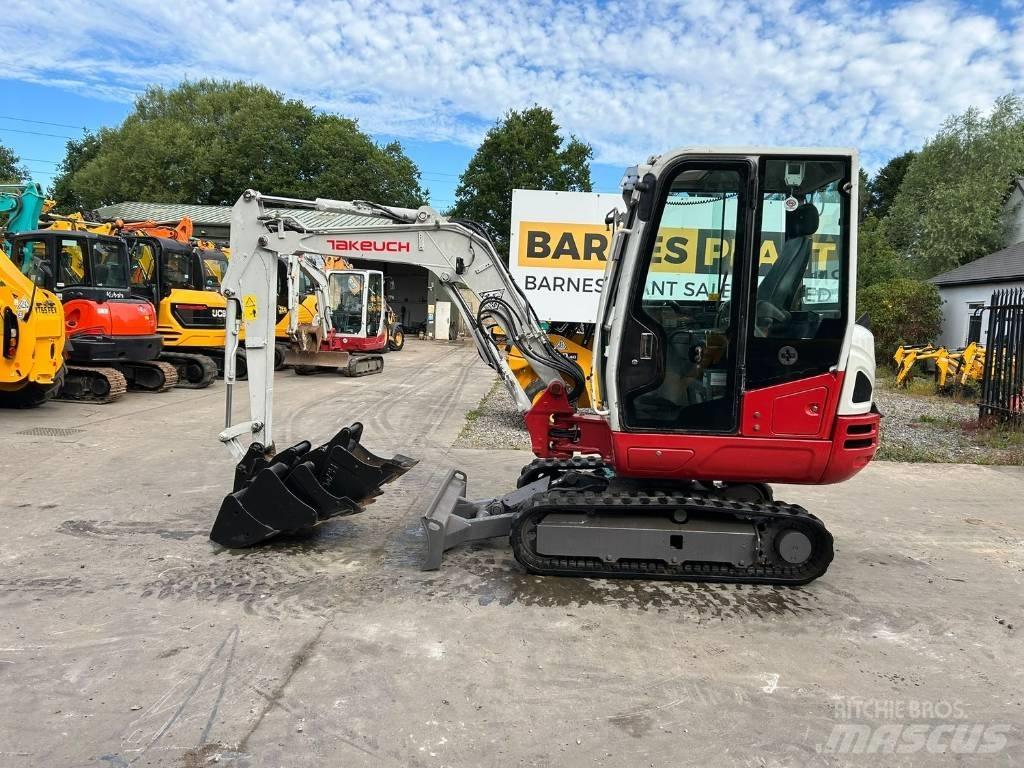 Takeuchi TB 230 Mini excavadoras < 7t