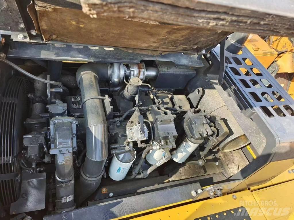 Komatsu PC 400 LC-8 Excavadoras de cadenas