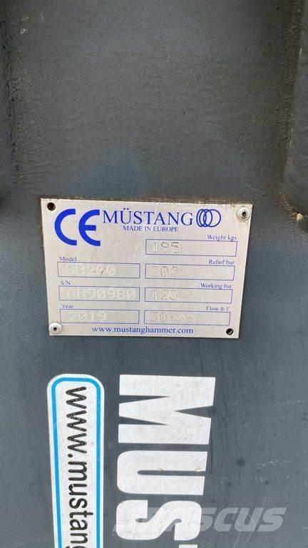 Mustang SB 200 Martillos hidráulicos
