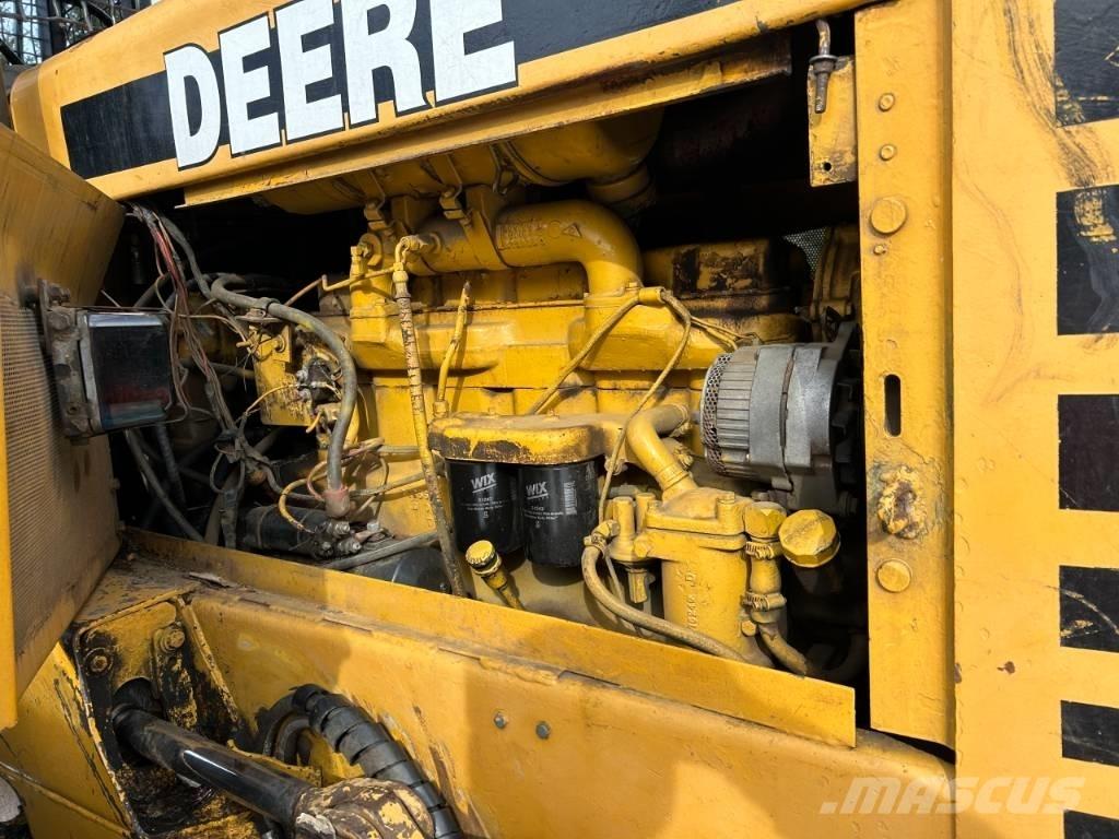 John Deere 640 D Arrastrador de troncos