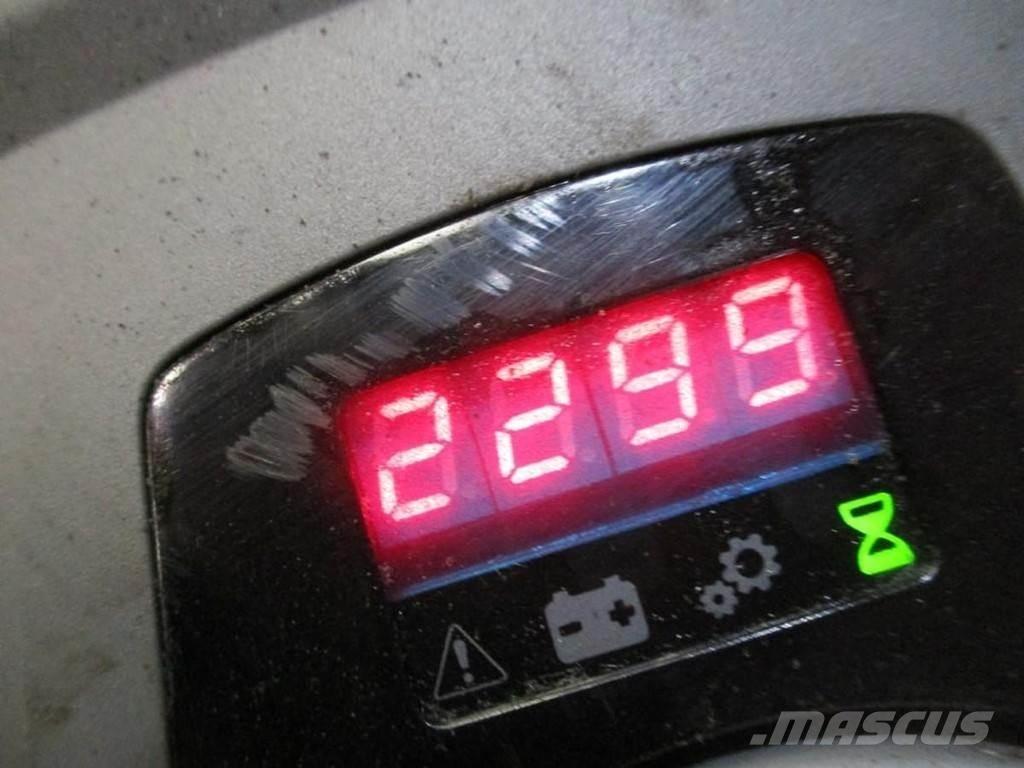 Toyota SPE 160L Apiladores eléctricos