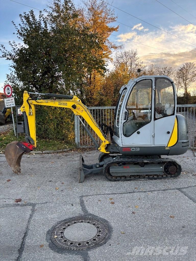 Wacker Neuson 2503 Mini excavadoras < 7t