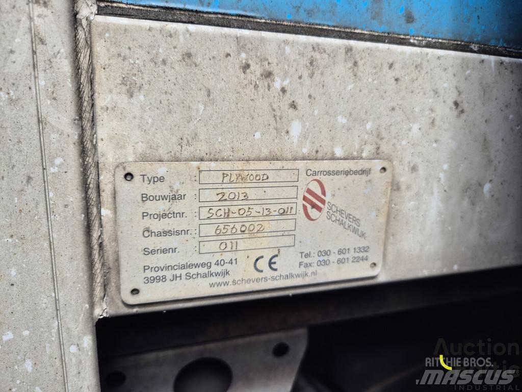 Volvo FL240 Camiones caja cerrada