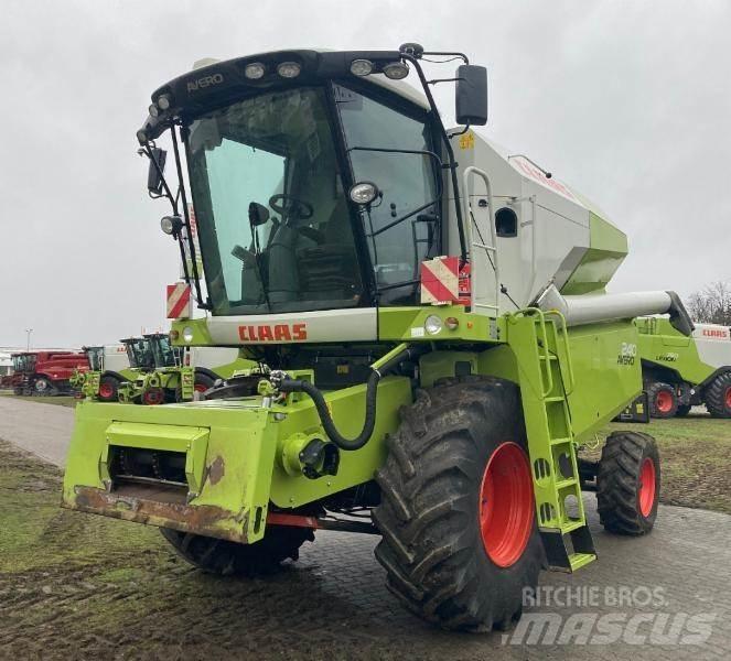 CLAAS AVERO 240 Cosechadoras combinadas