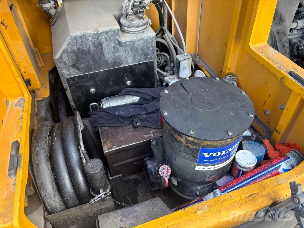 Volvo EC 380 EL Excavadoras de cadenas
