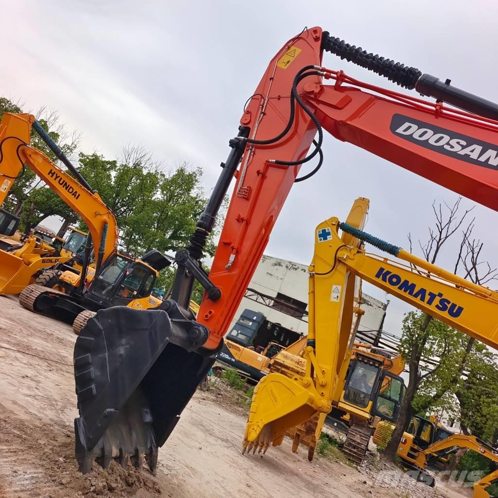 Doosan DX 300LC-9C Excavadoras de cadenas