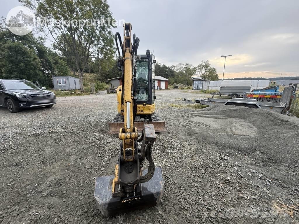 Komatsu PC 26 MR Mini excavadoras < 7t