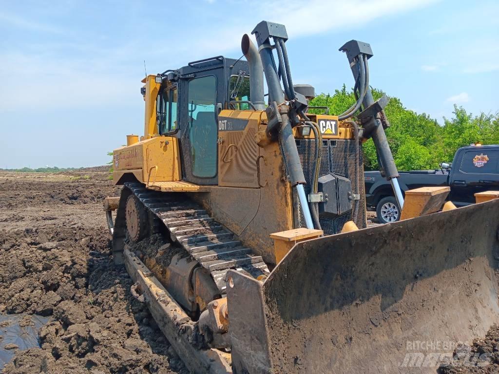 CAT D 6 T XL Buldozer sobre oruga