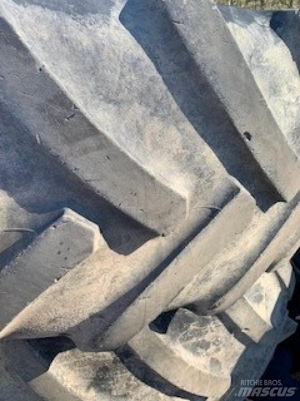 Mitas 680/80R42 Neumáticos, ruedas y llantas