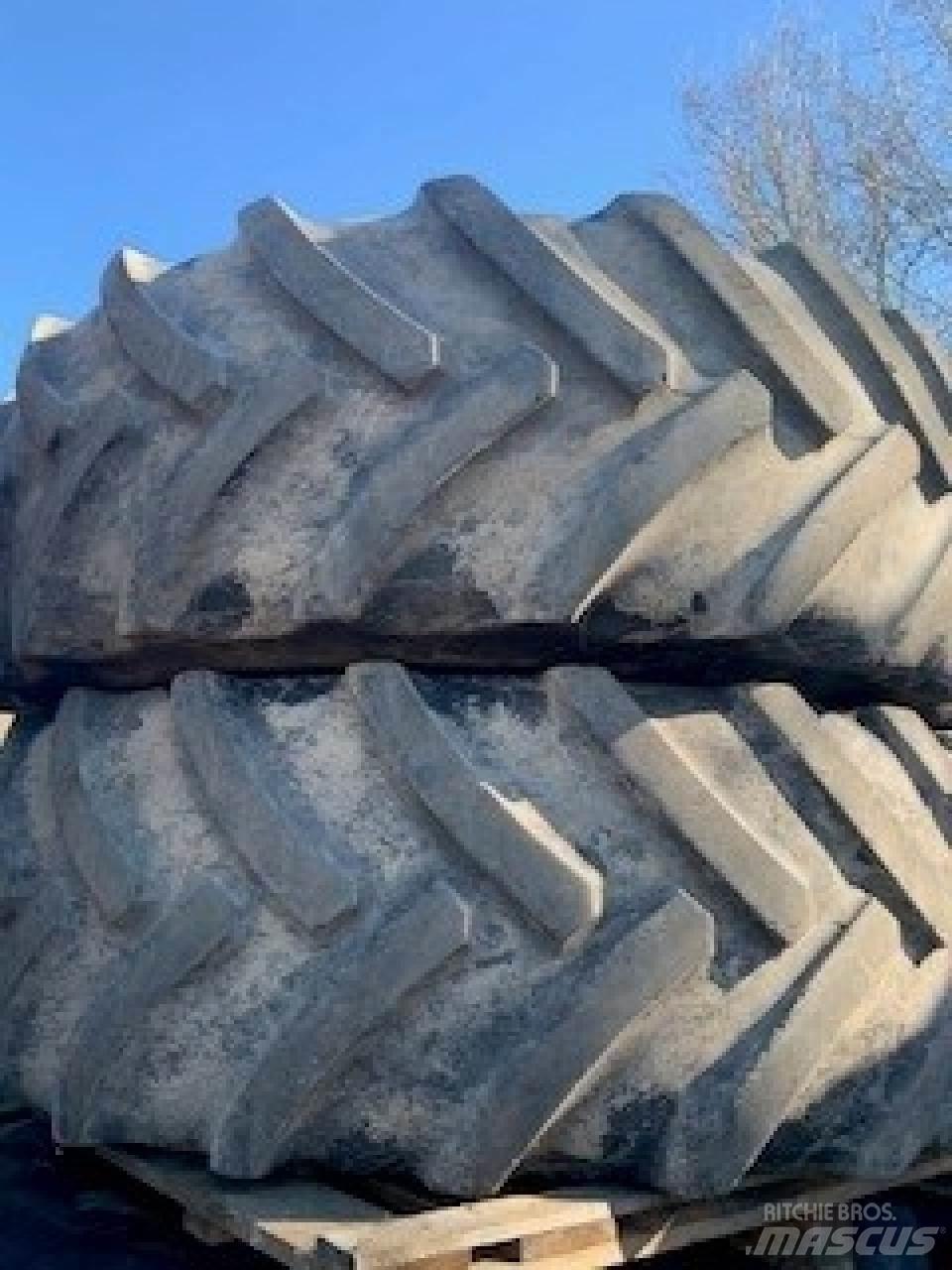 Mitas 680/80R42 Neumáticos, ruedas y llantas