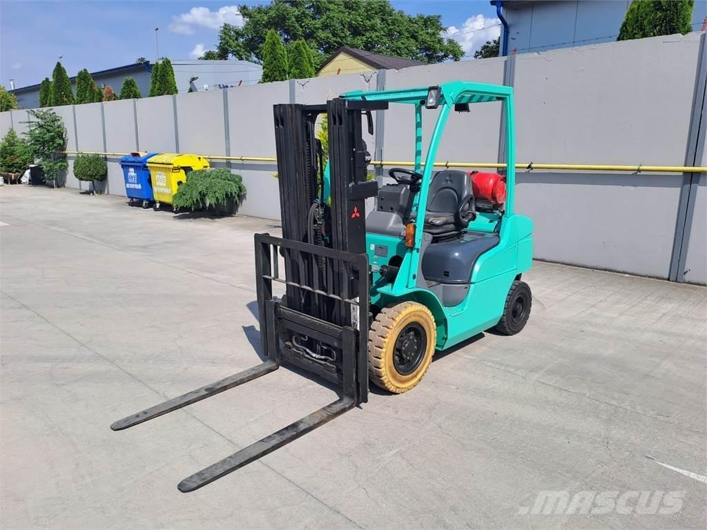 Mitsubishi FG25N Carretillas LPG