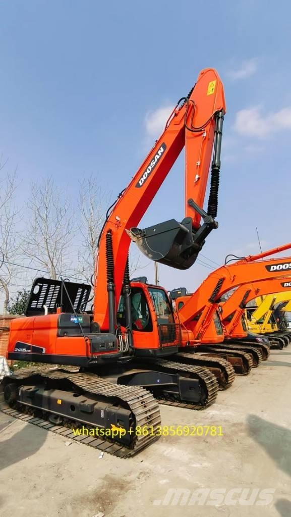 Doosan DX 225 Excavadoras de cadenas