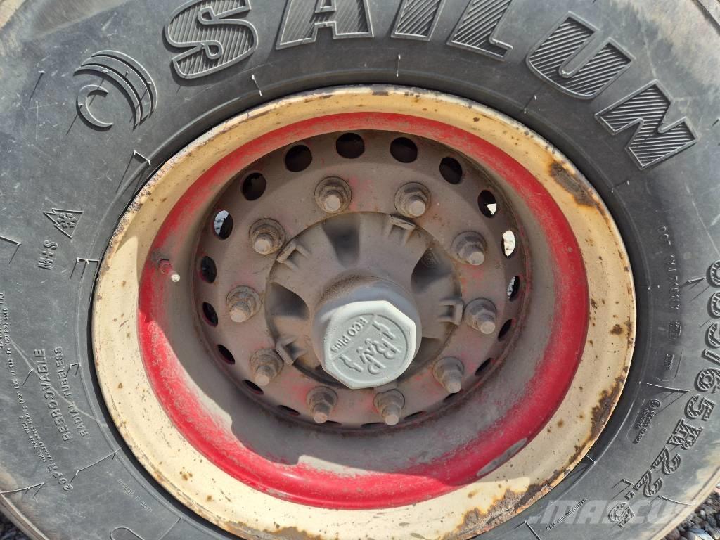 Nopa 3 axle tipper Bañera