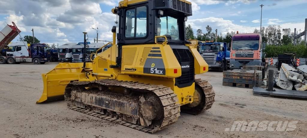 Komatsu D 51 EX-22 Buldozer sobre oruga