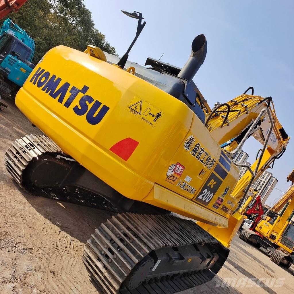 Komatsu PC 200-8 Excavadoras de cadenas