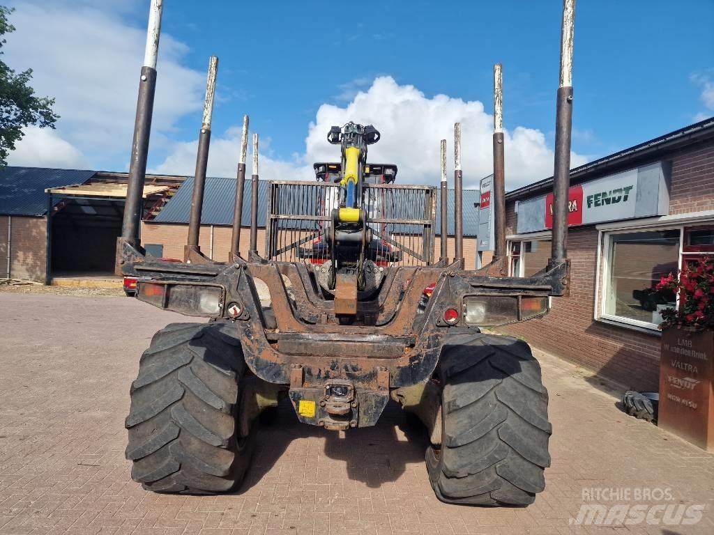 Komatsu 855 Autocargadoras