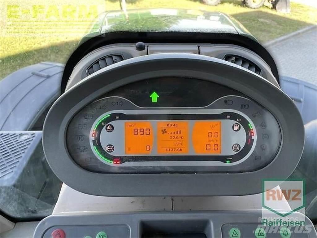 Fendt 828 vario Tractores