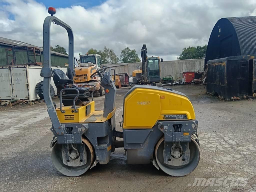 Dynapac CC 1200 Rodillos de doble tambor