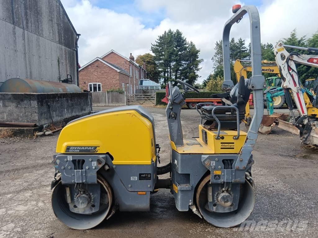 Dynapac CC 1200 Rodillos de doble tambor