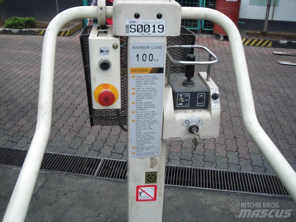 Aichi SX015      V-1650 Ascensores de personal y montacargas de acceso