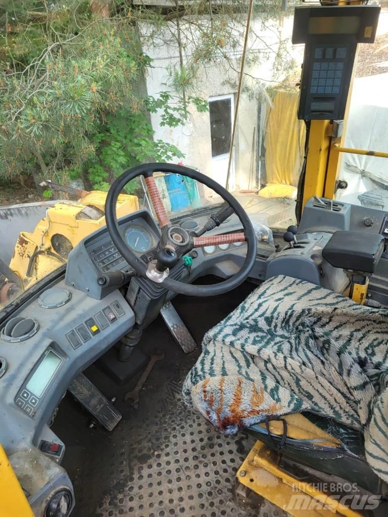 Volvo BM L 150 Cargadoras sobre ruedas