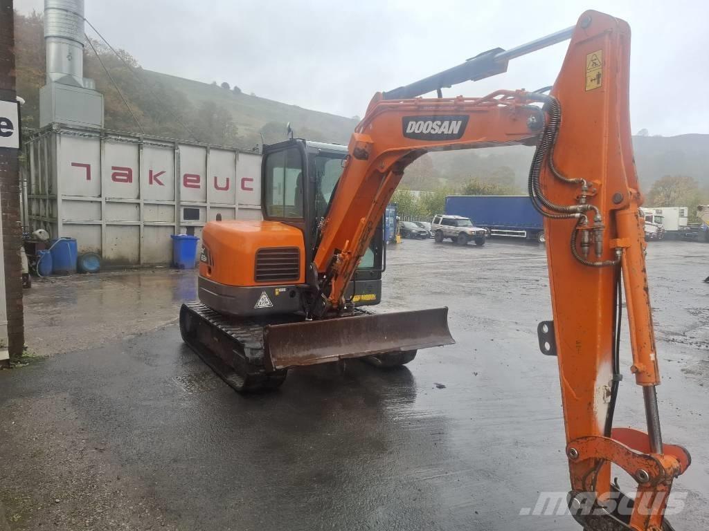 Doosan DX 62 R-3 Mini excavadoras < 7t