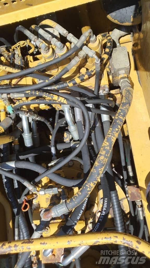 CAT 325 LN Excavadoras de cadenas