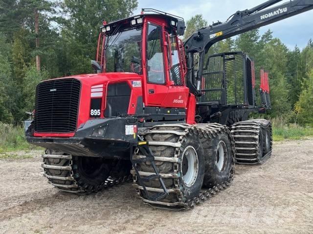 Komatsu 895 Autocargadoras