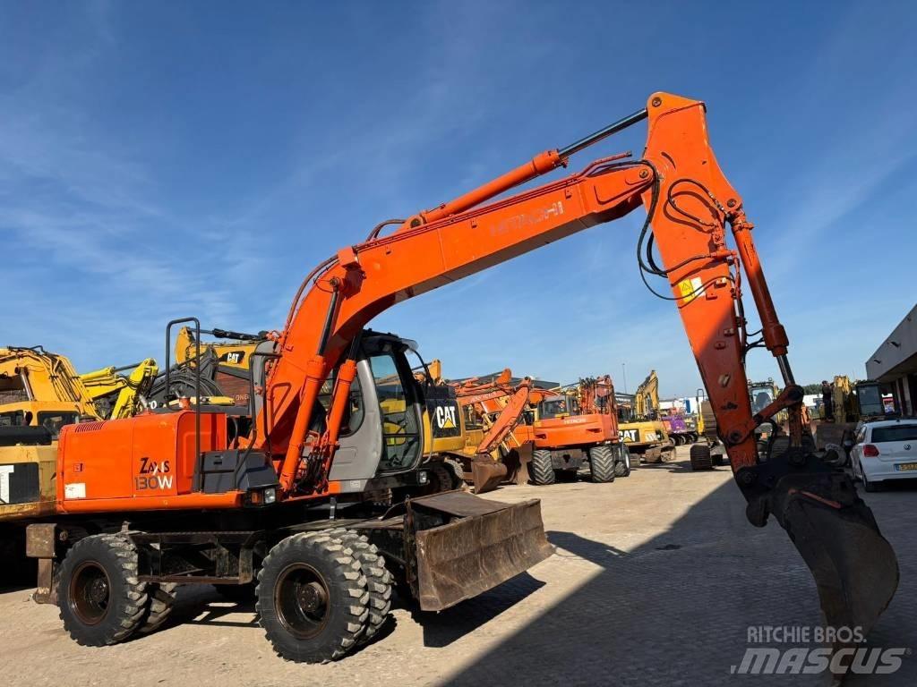 Hitachi ZX 130 W Excavadoras de ruedas