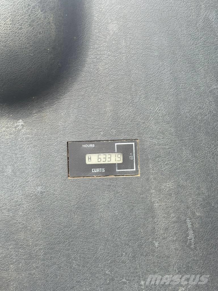 Hyundai HX 330 Excavadoras de cadenas