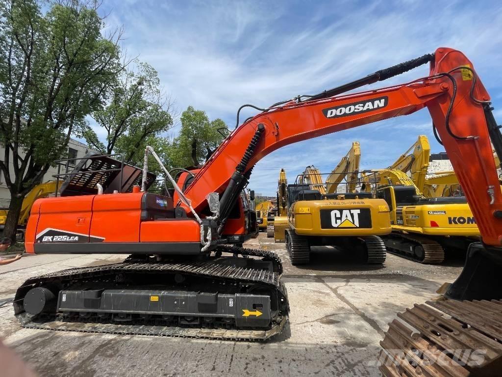 Doosan DX 225 Excavadoras 7t - 12t