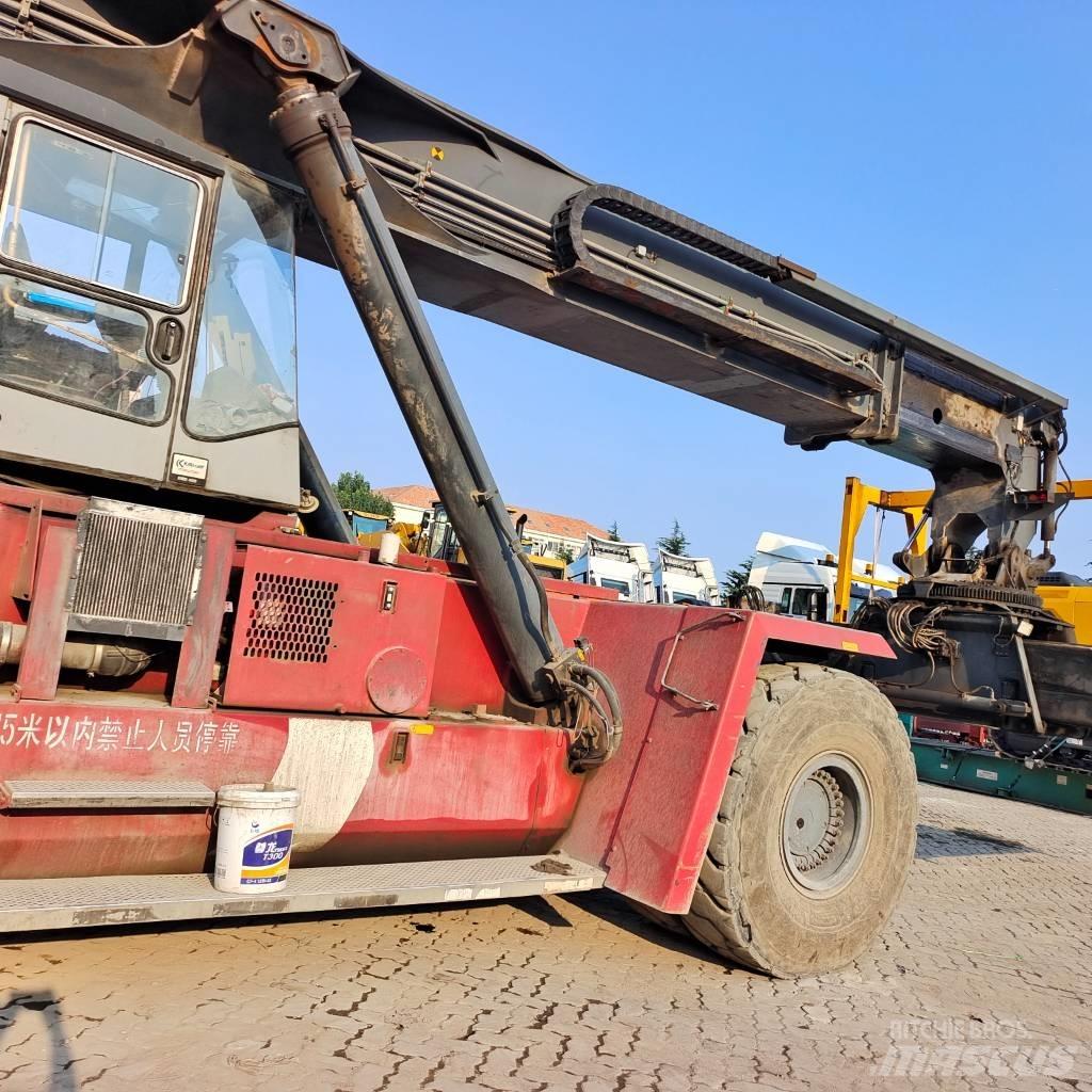 Kalmar DRD450 Manipulador de contenedores