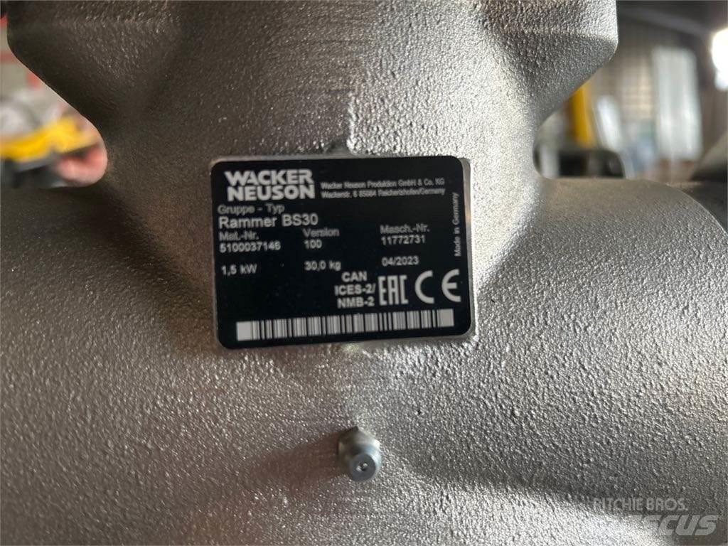 Wacker Neuson BS30 Pisones compactadores