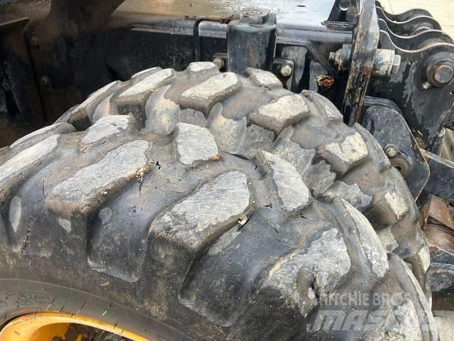 JCB JS 175 W Excavadoras de ruedas