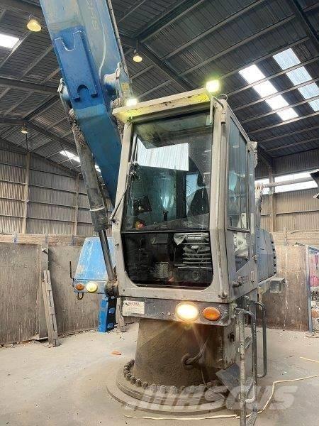 Fuchs AHL 831 D Excavadoras de manutención