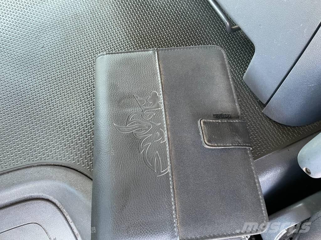 Scania Kobit ST6000H Pulverizador de asfalto