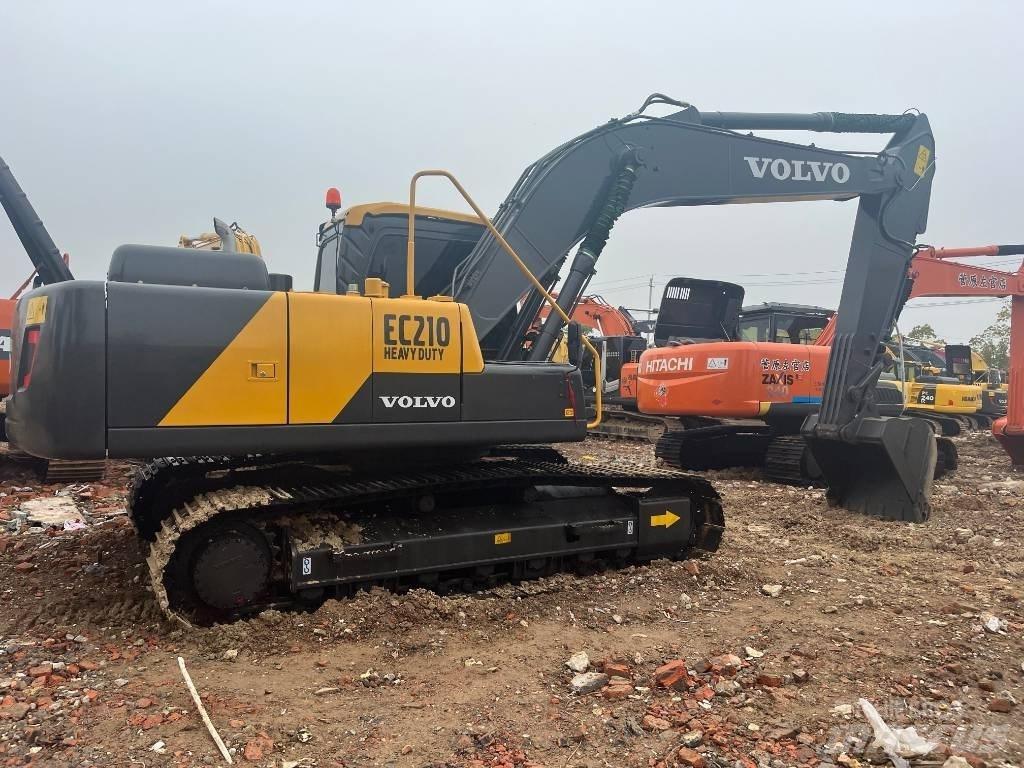 Volvo EC 210 B LC Excavadoras de cadenas
