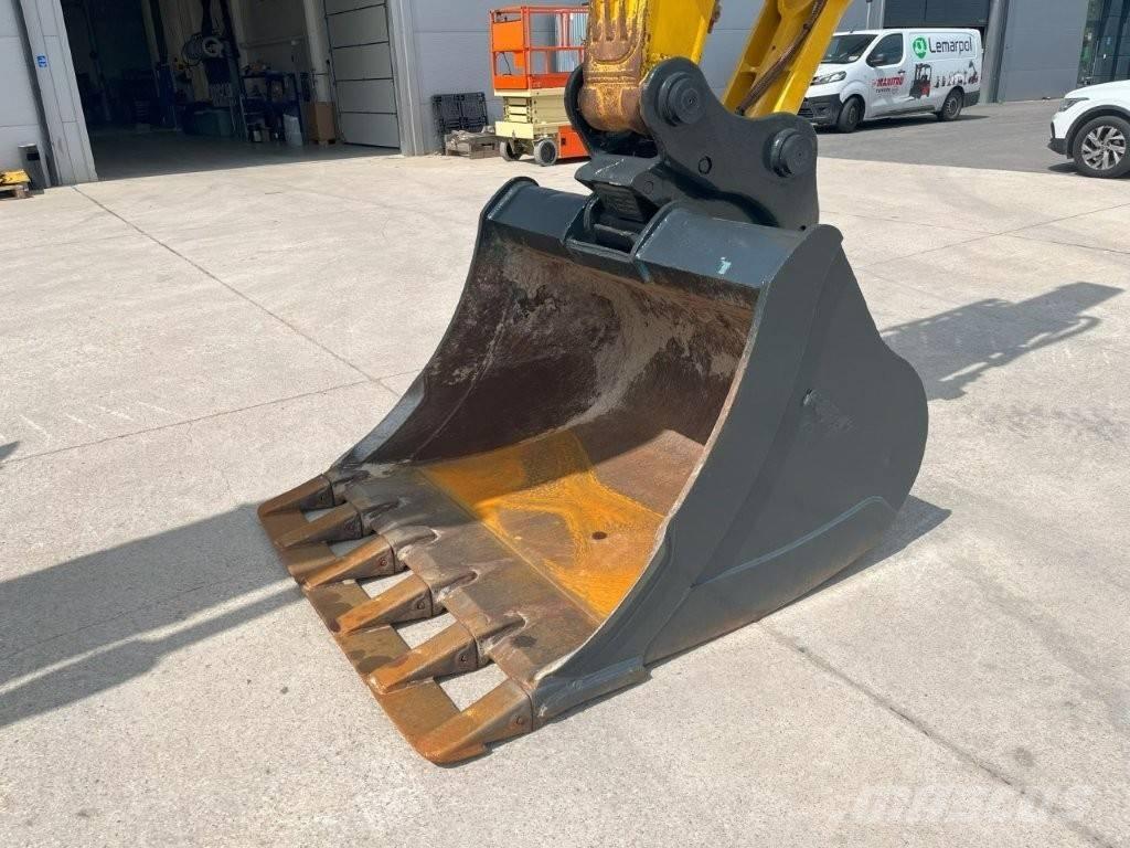 Komatsu PC 210 LC-11 Excavadoras de cadenas