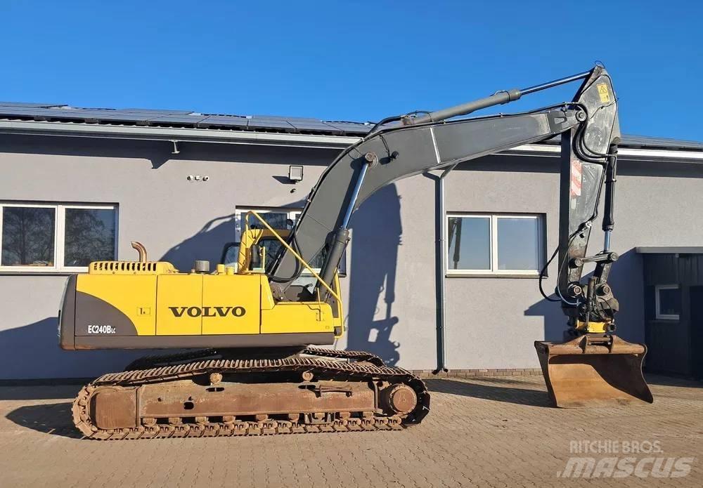 Volvo EC 240 B LC Excavadoras de cadenas