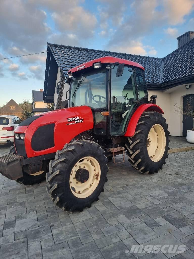 Zetor 8441 Tractores