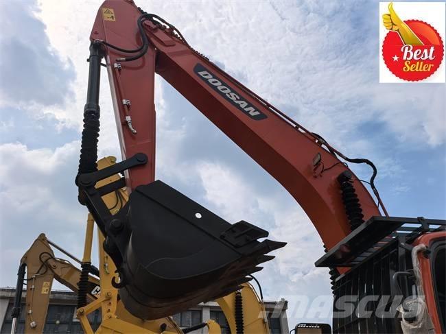 Doosan DX 225 LC Excavadoras de cadenas